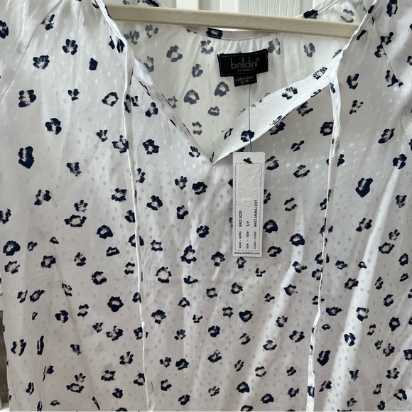 BELLDINI animal print bell sleeve top - Picture 8 of 9